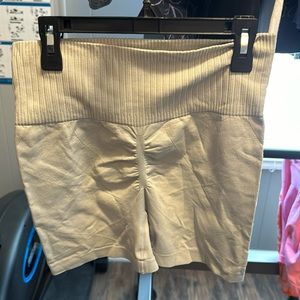 Grey workout shorts M